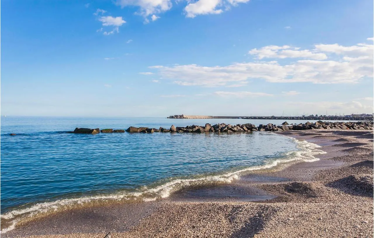 Gorgeous Home In Gaggi With Swimming Pool Casa vacanze